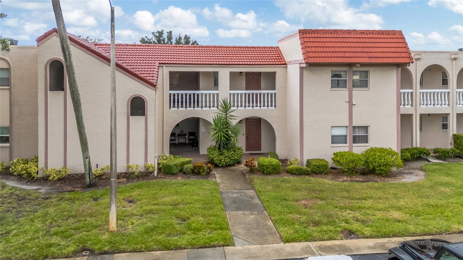 9700 Starkey Rd #113