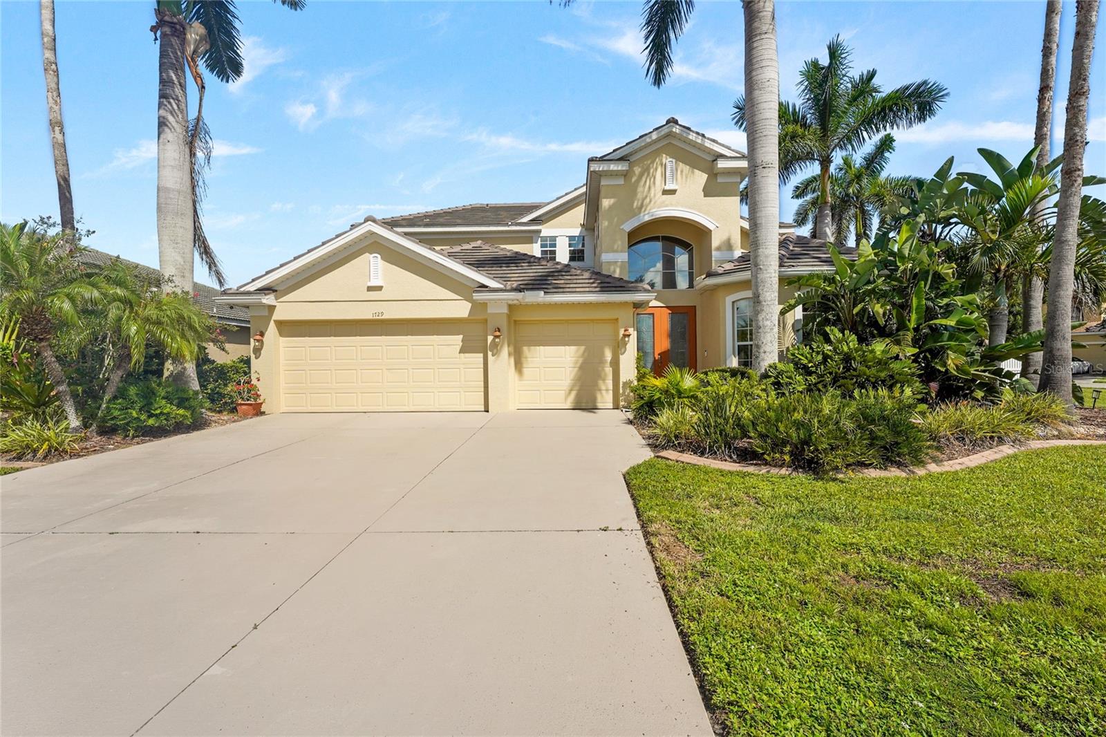 1729 Pinyon Pine Dr