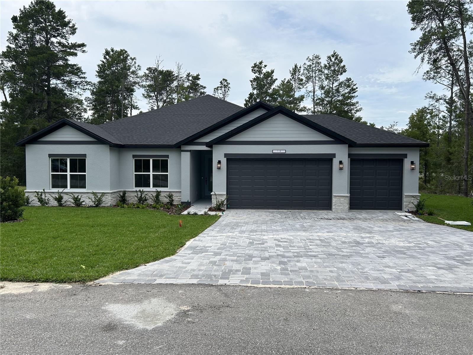12437 Harris Hawk Rd