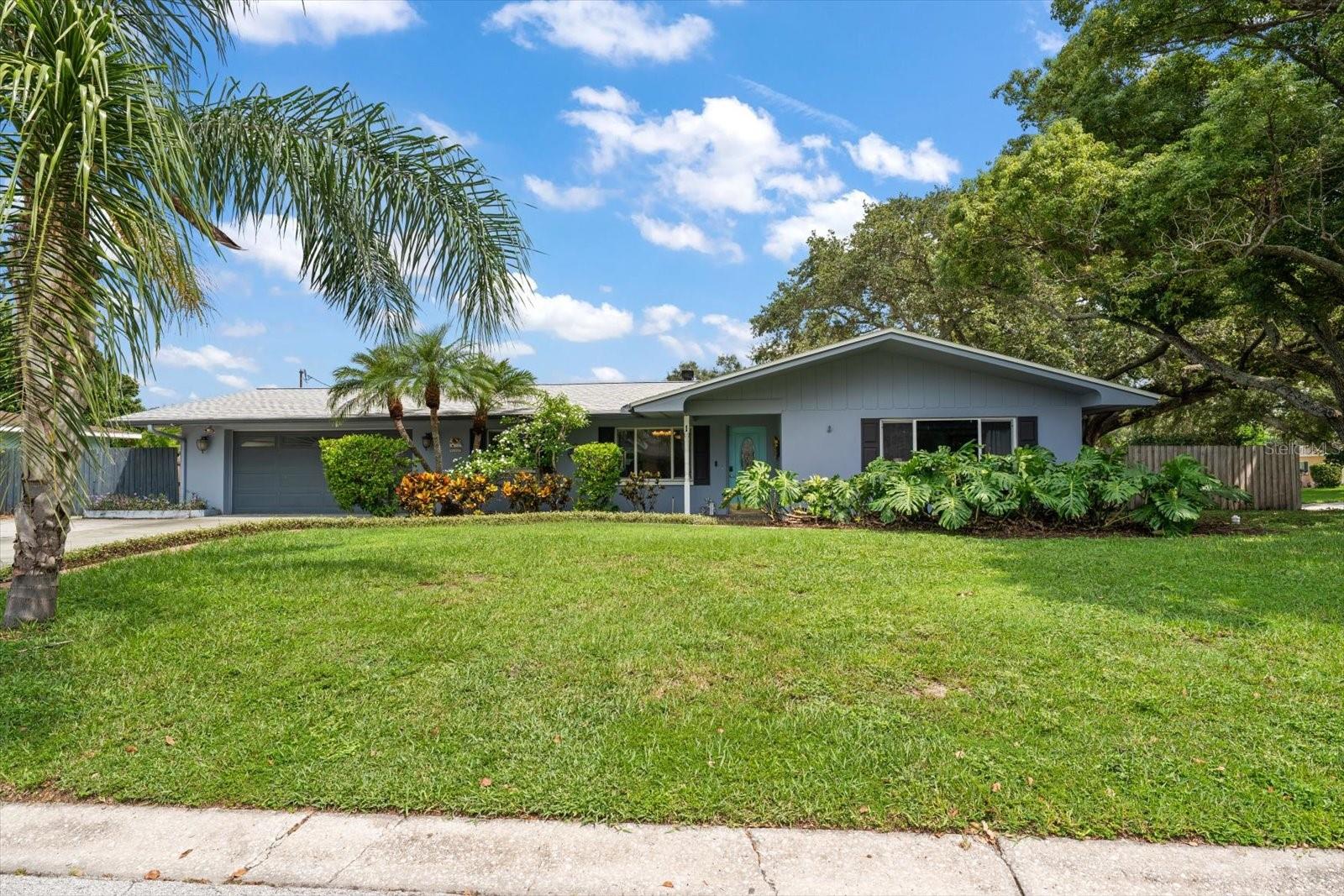 1 Maplewood Ave