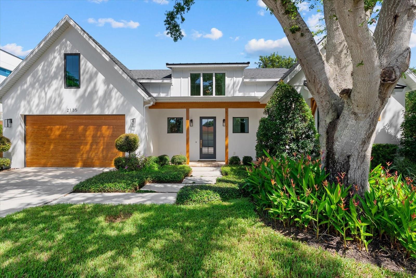 2135 Datura St