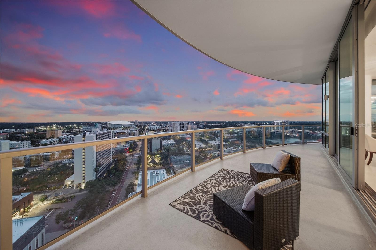 400 Central Ave #1901