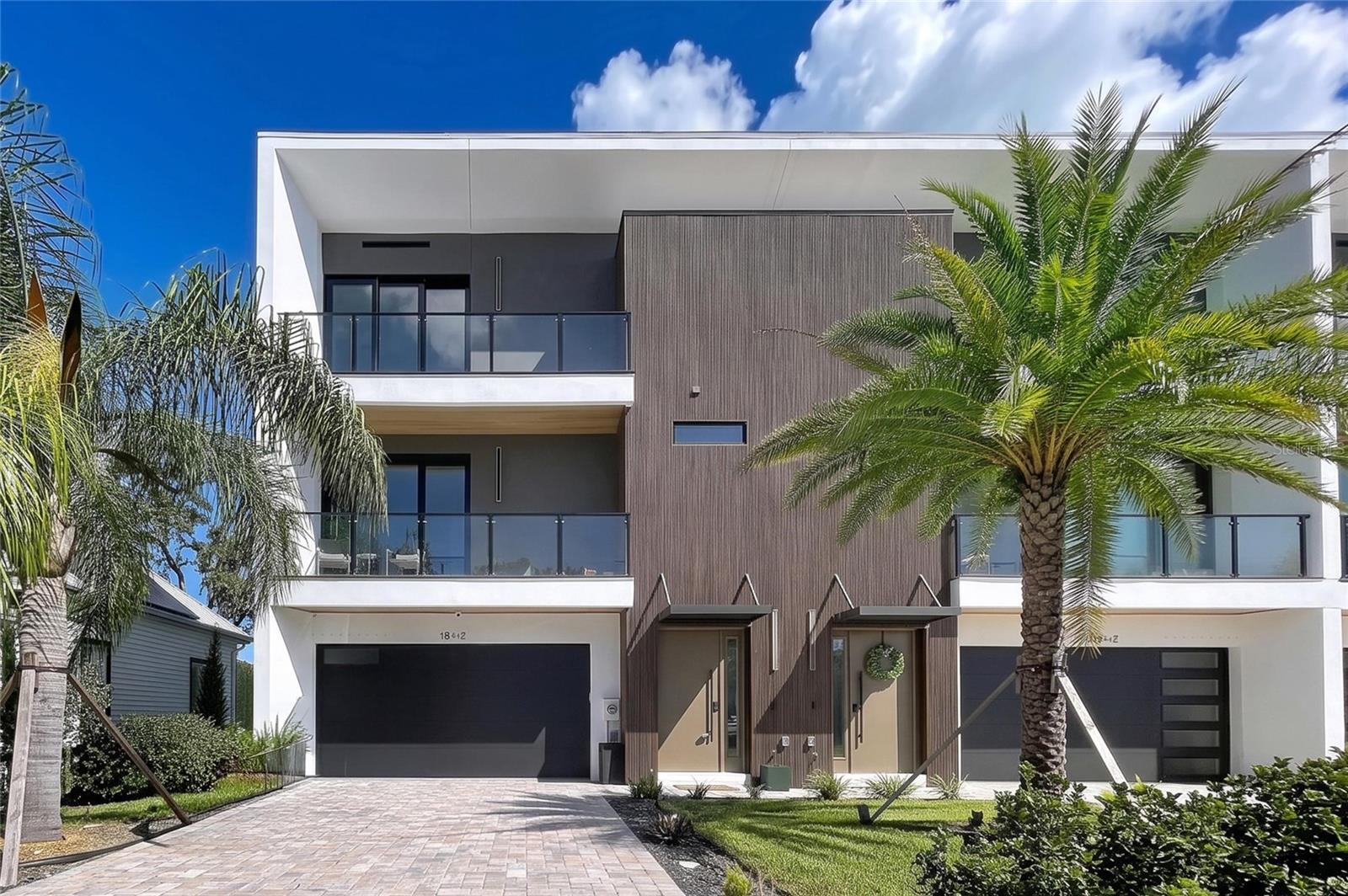 101 W Warren Ave #3