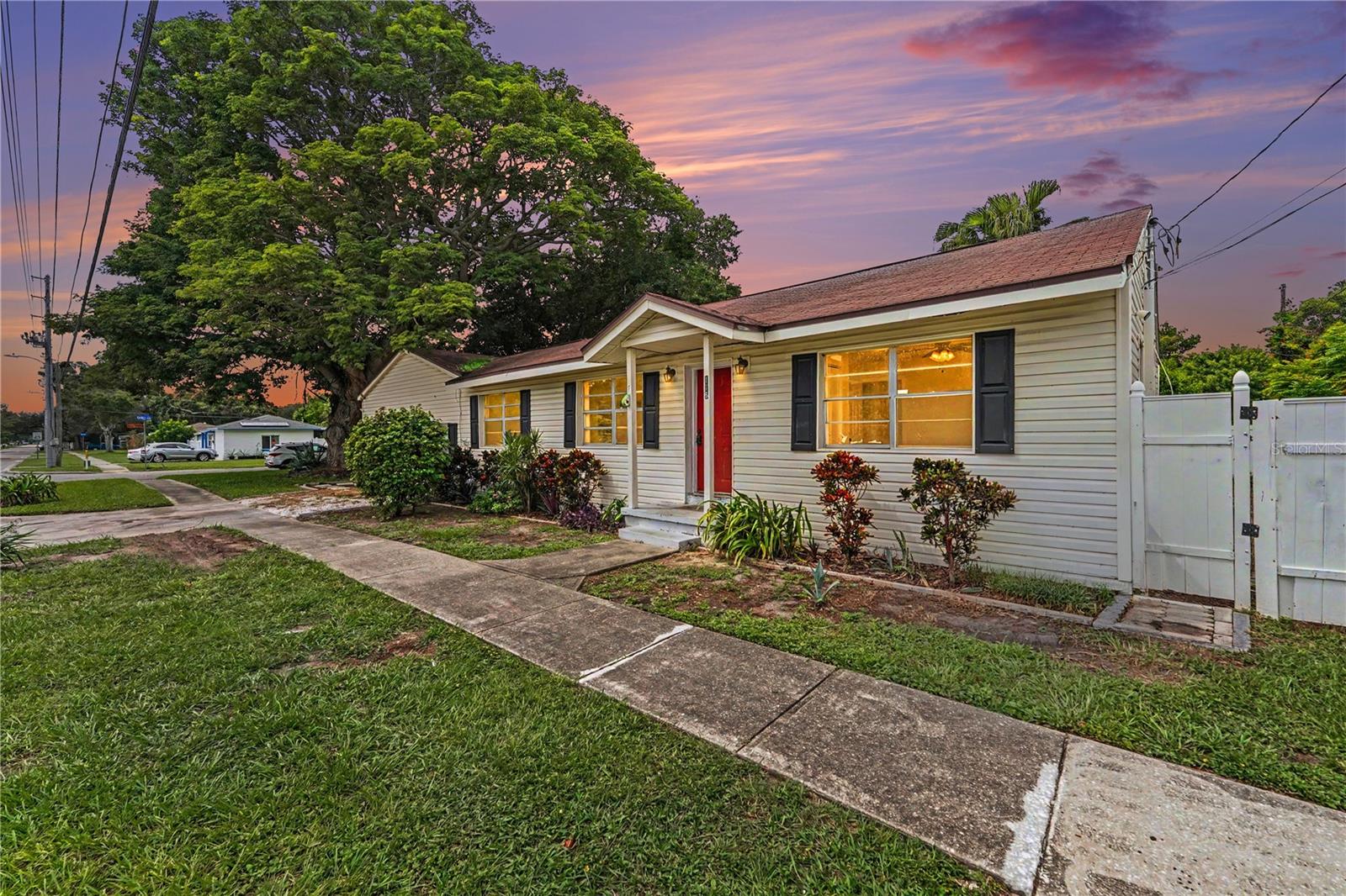 116 N Duncan Ave