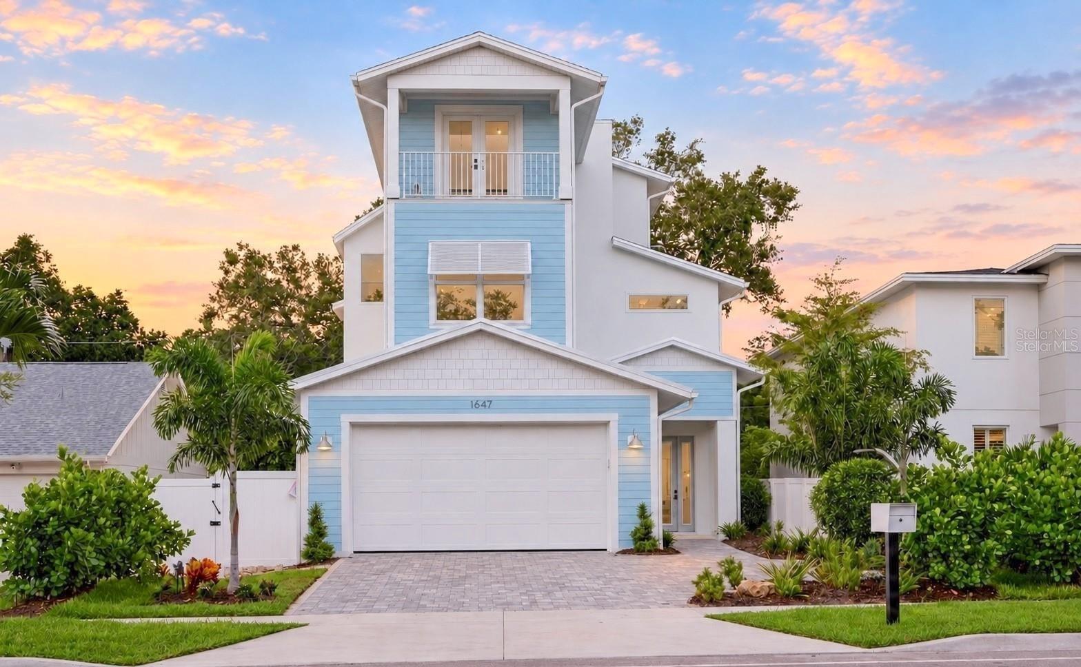 1647 Siesta Dr