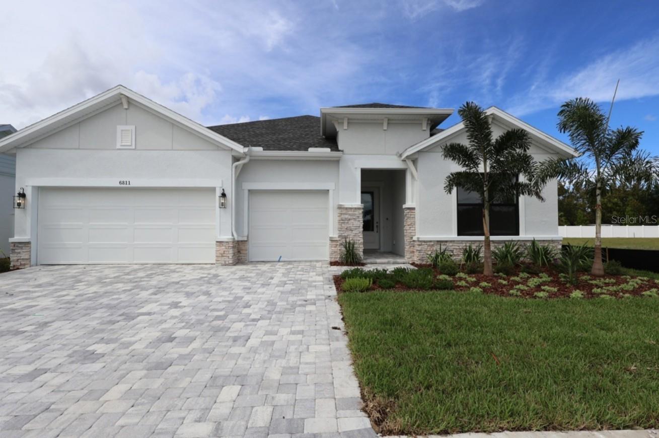 6811 Heron Meadow Dr