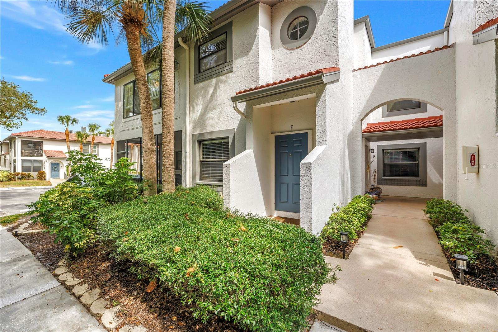 484 Santa Cruz Pl NE #F